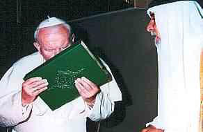 Pope Kisses Koran