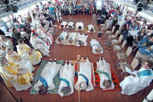 Novus Ordo Priestesses