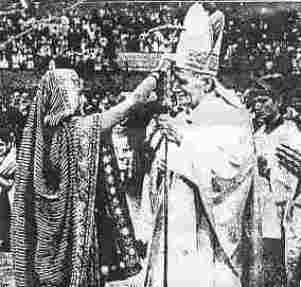 Hindu Priestess & JPII