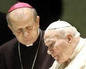 Stanislaw Dziwisz & JPII