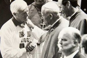 Jimmy Savile & JPII-Wojtyla