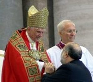 Benedict-Ratzinger & Luis Figari