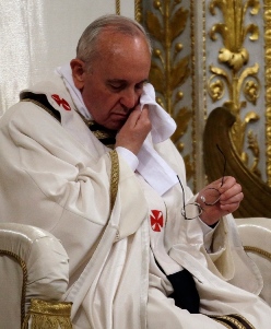 Francie-Bergoglio Cries