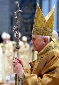  Benedict-Ratzinger & 'Bent' Crucifix