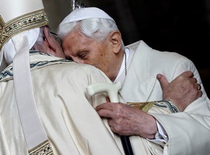 Francis-Bergoglio & Benedict-Ratzinger