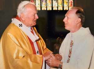 JPII-Wojtyla & Howard Hubbard