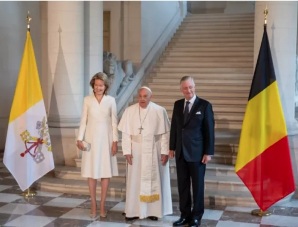 Bergoglio-Francis with King & Queen of Belgium